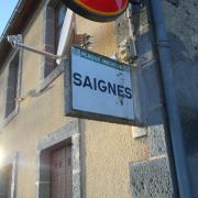 63710 Village de Saignes sur D5 (2)
