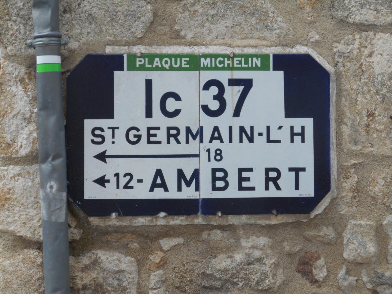 63890 Saint Amand Roche Savine (1)