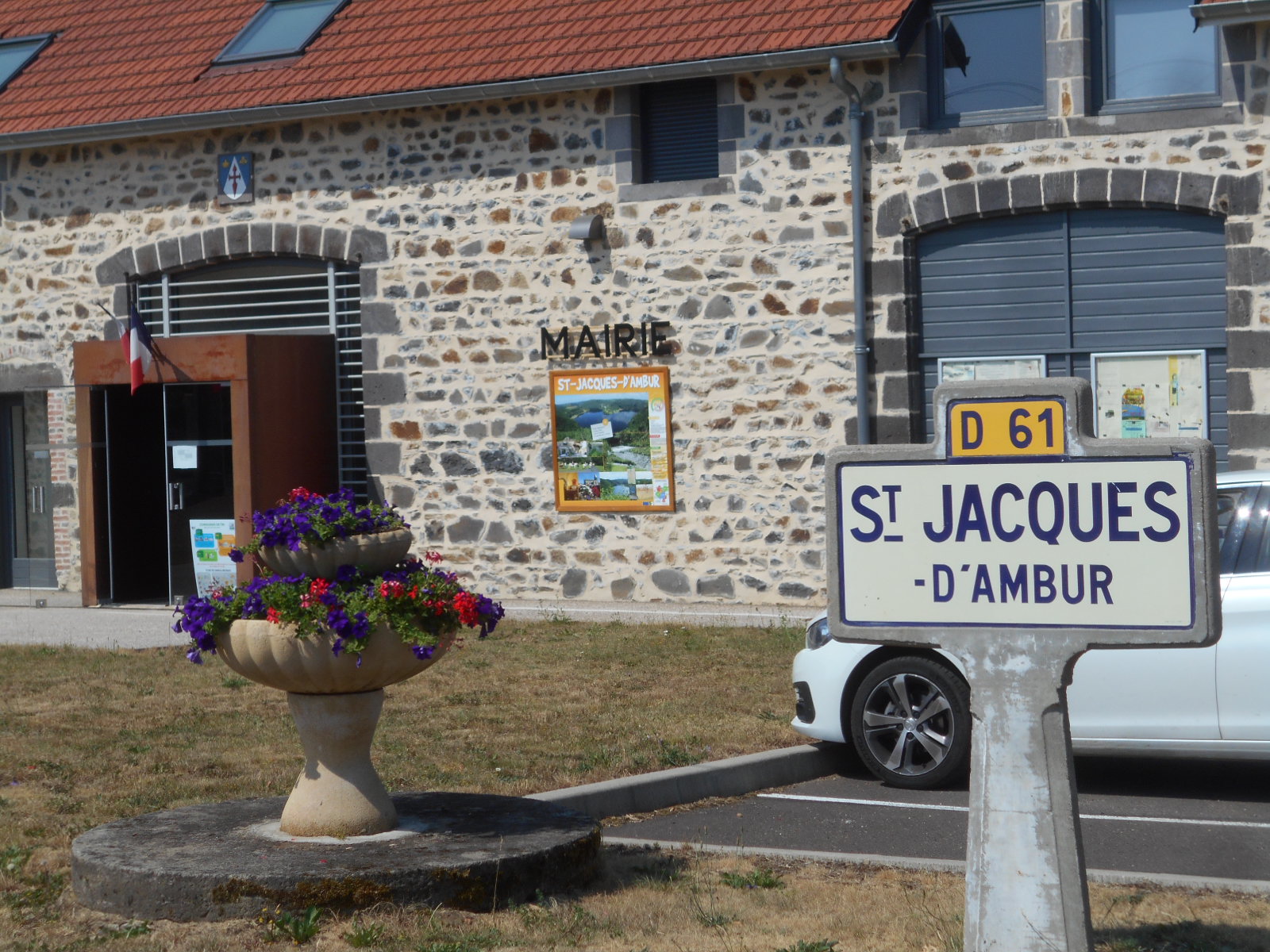 63 Saint Jacques d'Ambur (2)